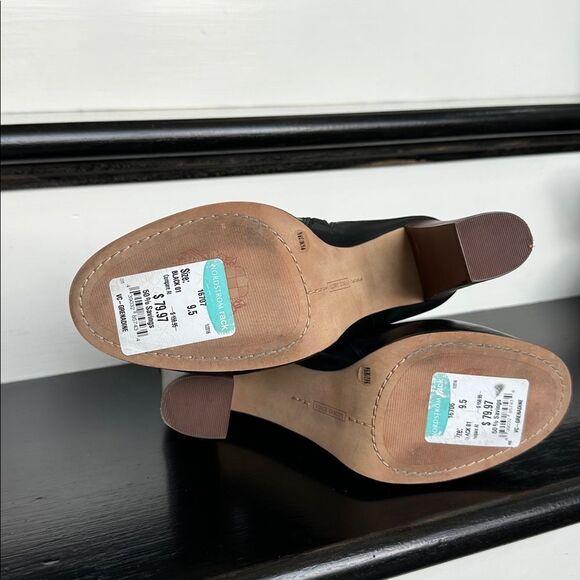 New w/ tags Vince Camuto Genuine Leather Ankle Boots Block Heel Booties 9.5 - Picture 4 of 6